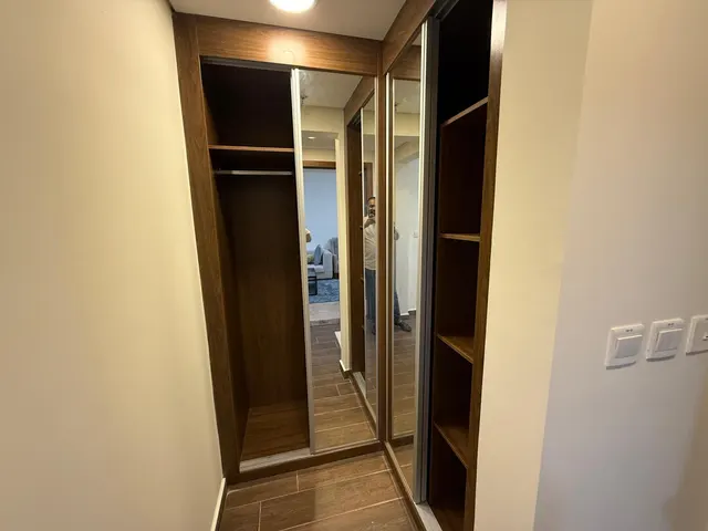 ELEGANT 1BEDROOM FULLY FURNISHED WITH BALCONY