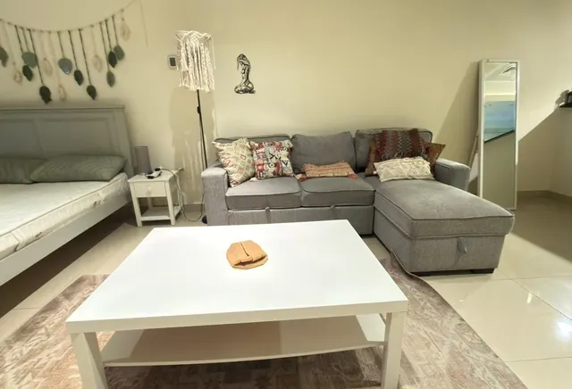 LUXURIOUS STUDIO APARTMENT IN PEARL
