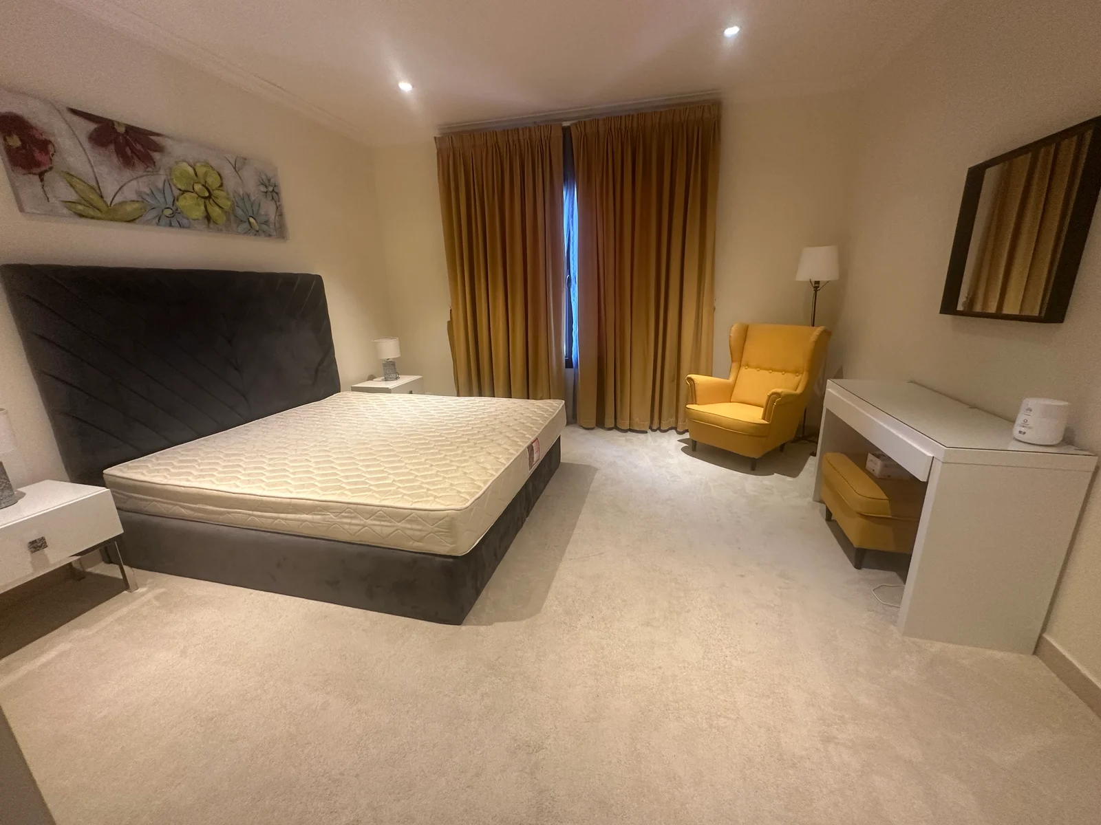 Spacious 1Bhk Furnished Panoramic City View
