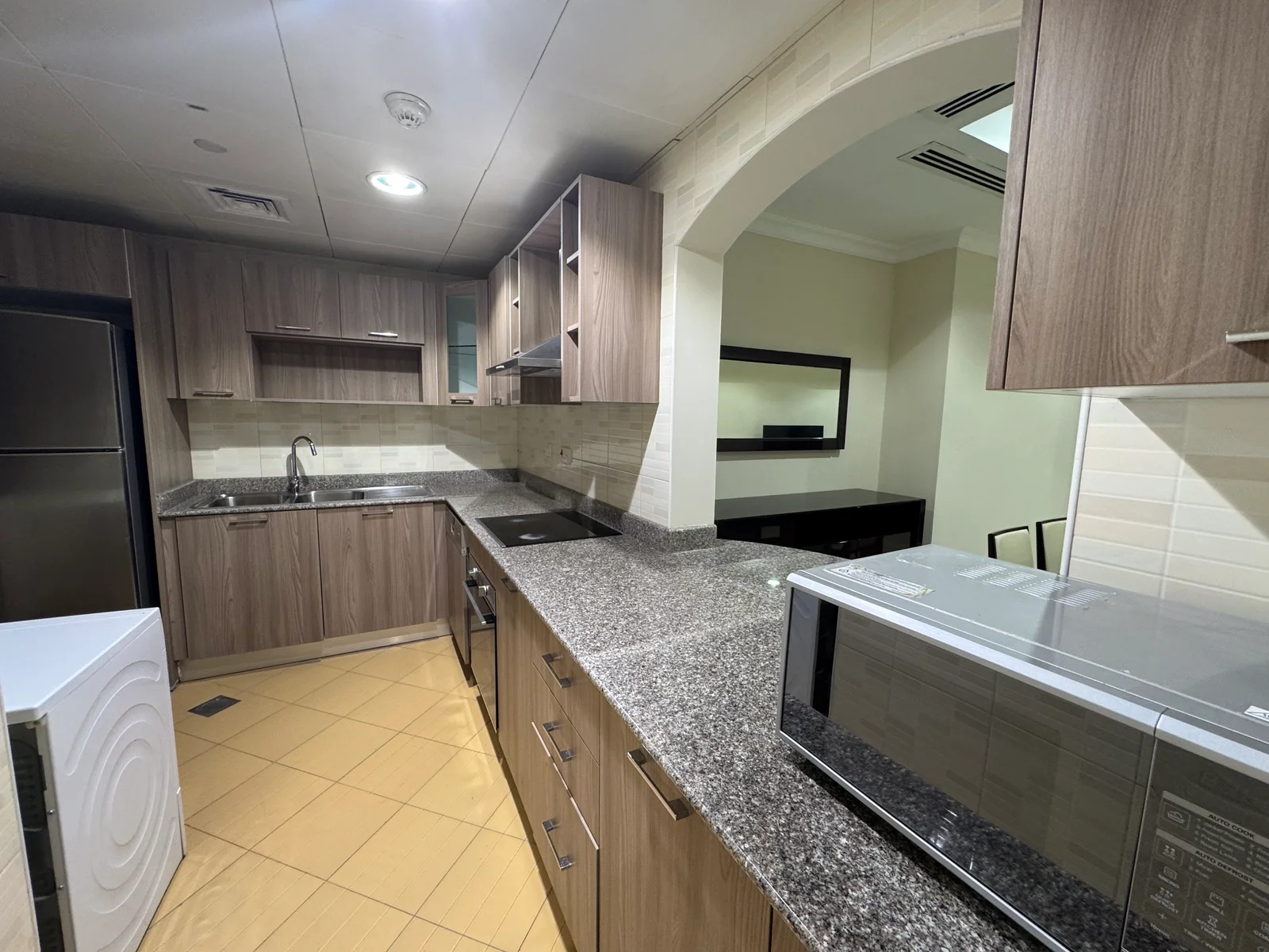 ONE MONTH FREE QATAR COOL INCLUDE 1 BEDROOM FF