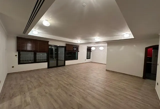 LUXURIOUS TWO-BEDROOM | BALCONY | MARINA VIEW