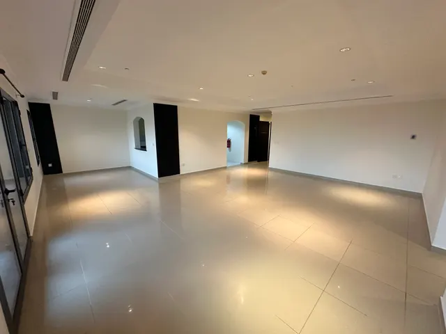 3 Bedroom Semi Furnished Fully Marina View