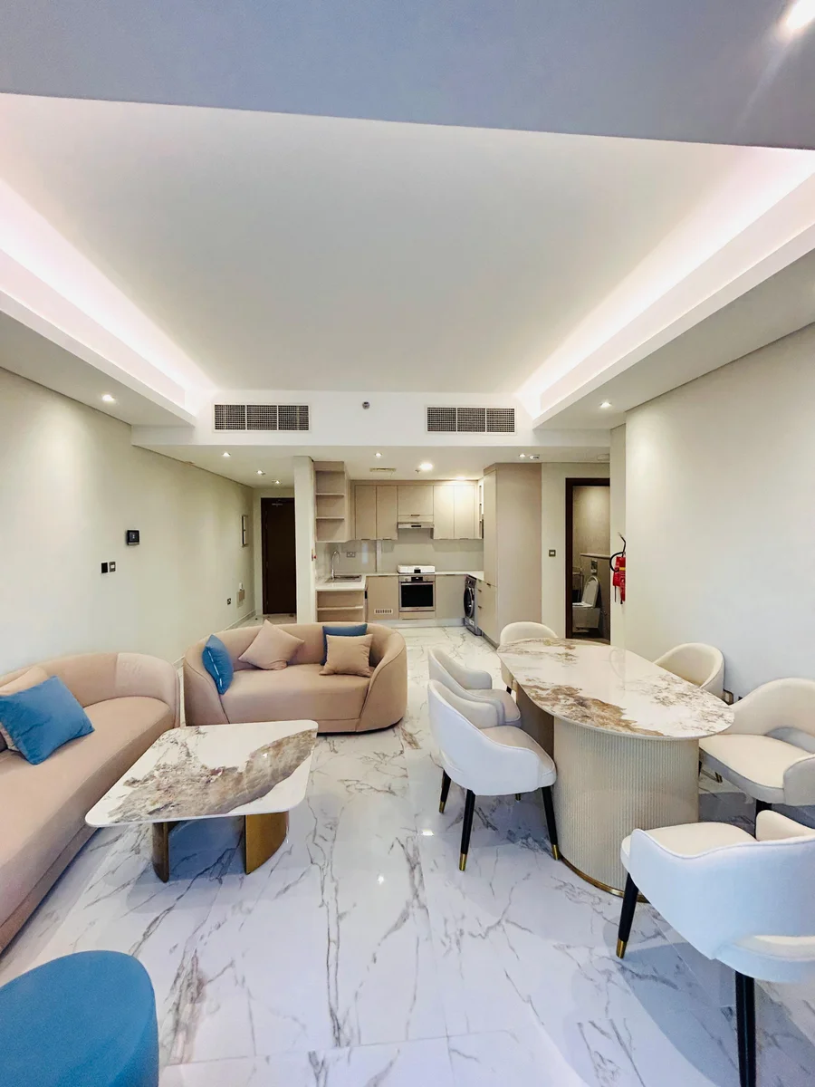 BRAND NEW 2 BEDROOM FULLY FURNISHED WITH BALCONY - view 3