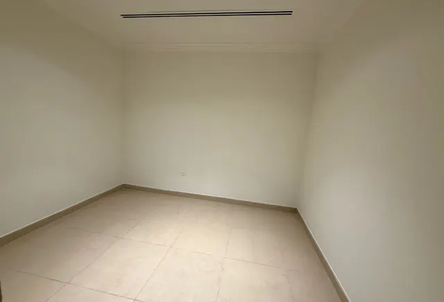 LUXURY APARTMENT 1 BHK +OFFICE .1 MONTHS FREE
