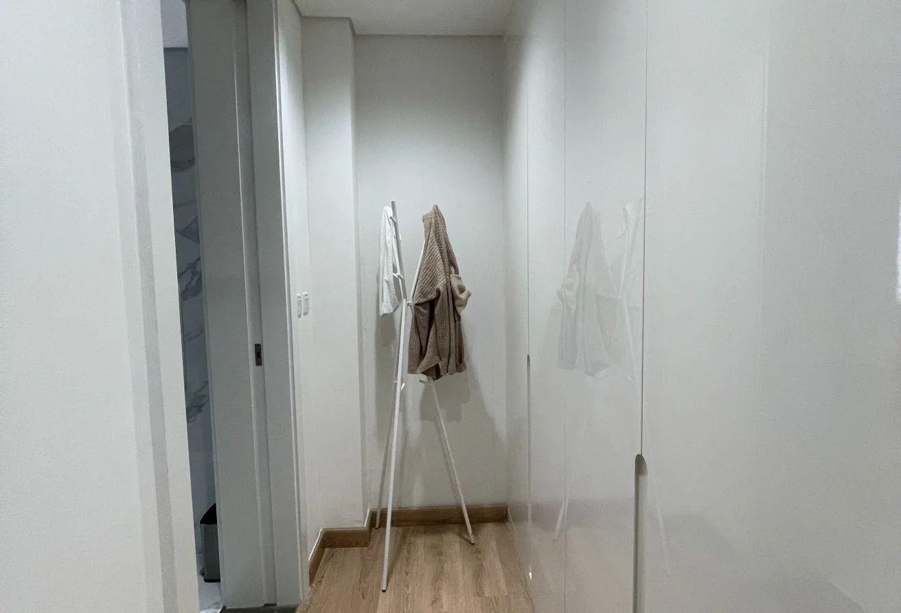 LUXURIOUS 1BED APARTMENT WITH BIG SEA VIEW BALCONY