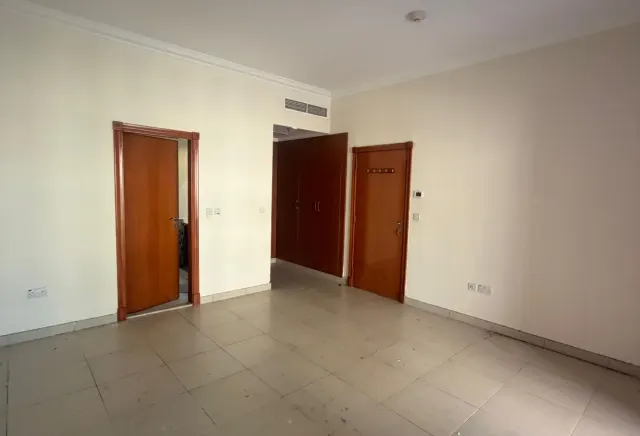 1 BHK +OFFICE SPECIOUS LUXURY APARTMENT FOR RENT