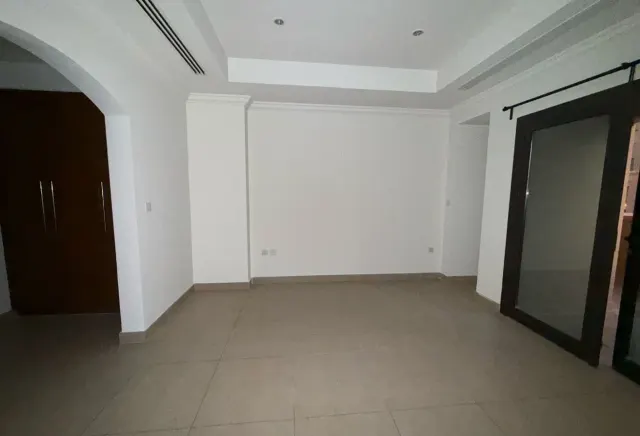 1 BHK +OFFICE SEMI FURNISHED