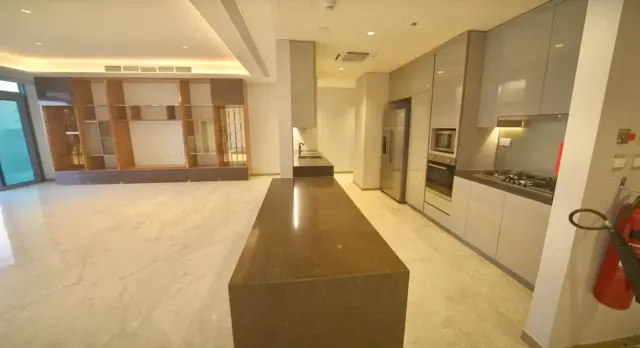LUSAIL WATERFRONT 4BR + MAIDS PENTHOUSE | SEA VIEW