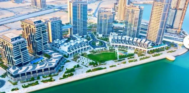 LUSAIL WATERFRONT 4BR + MAIDS PENTHOUSE | SEA VIEW - view 3