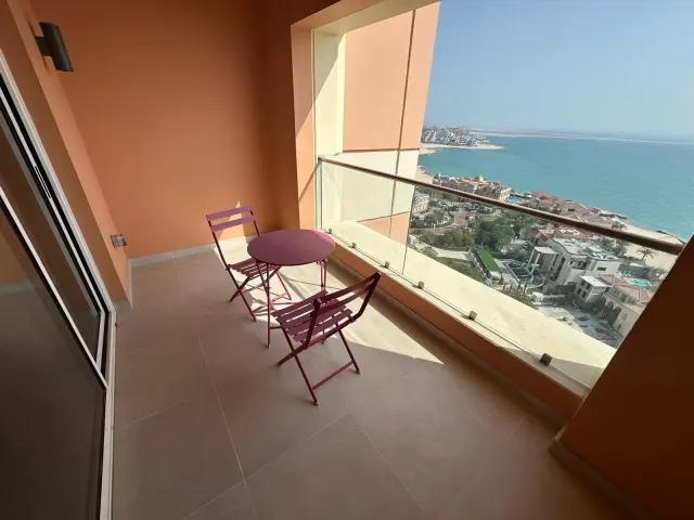 Luxury studio apartment with sea view and balcony