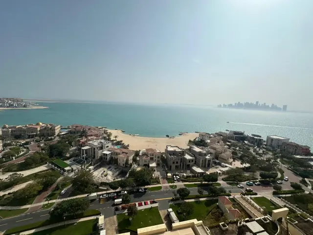 Luxury studio apartment with sea view and balcony - view 3