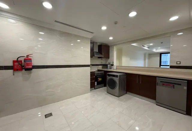 Semi-Furnished | High Floor | 120 sqm | QAR 6,667
