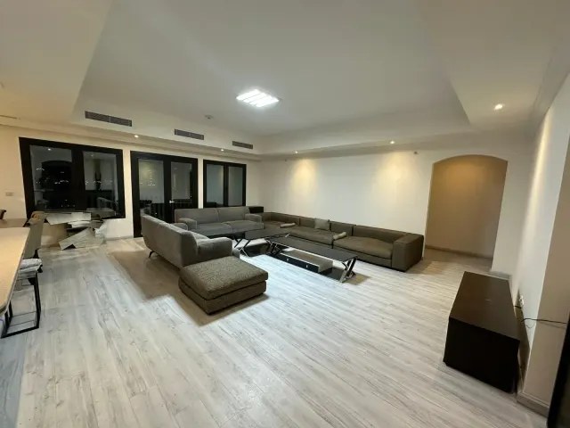 HOT RESALE/ Luxury 3 Bedroom Marina View/The Pearl