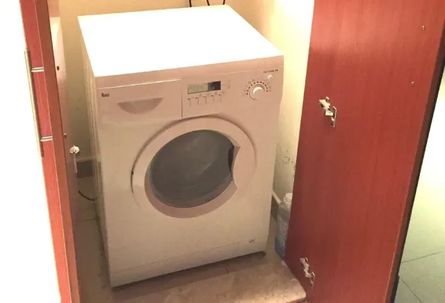 ONE+OFFICE/MAID ROOM READY TO MOVE RIGHT NOW
