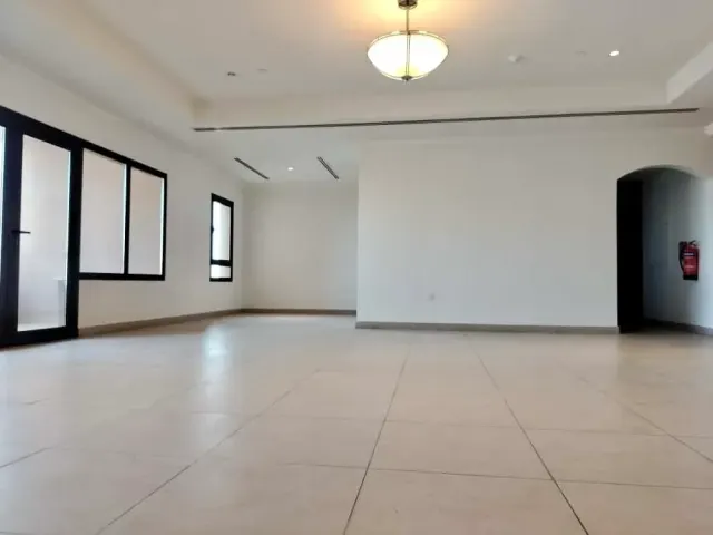 Spacious 3BHK | Unfurnished | Porto Arabia |