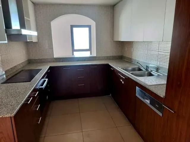 Spacious 3BHK | Unfurnished | Porto Arabia |