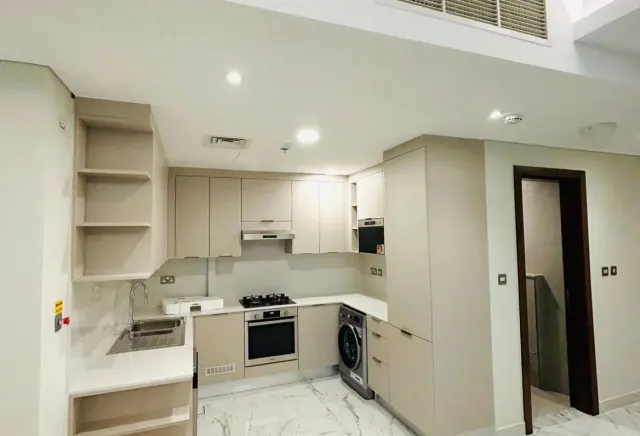 ELEGANT 2 BHK IN MARINA JUST FOR 1.2M PAYMENT PLAN