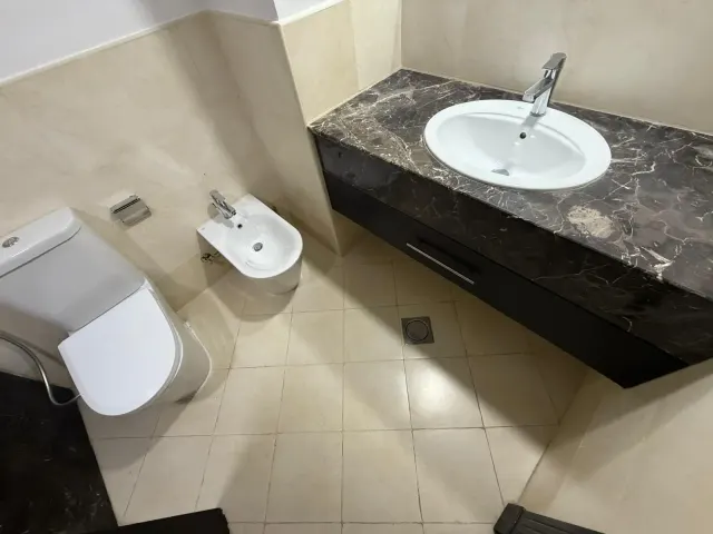 AFFORDABLE 1BHK+OFFICE FOR SALE|FREE HOLD|