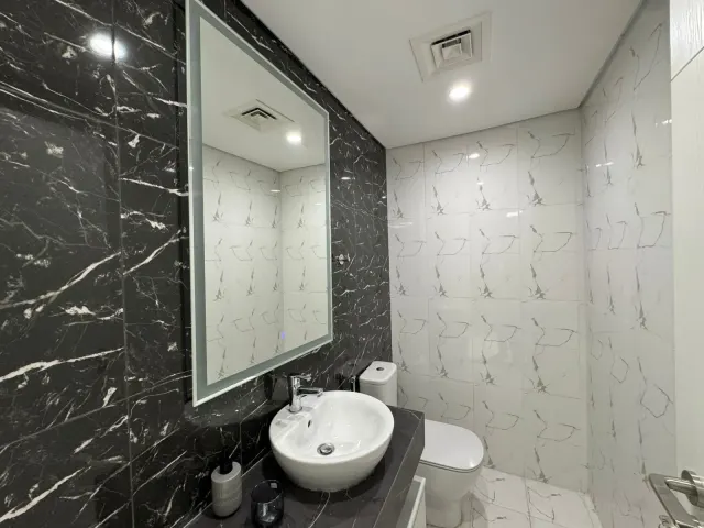 BRAND NEW 2 BEDROOM FULLY FURNISHED WITH BALCONY