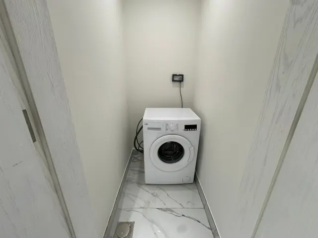 BRAND NEW 2 BEDROOM FULLY FURNISHED WITH BALCONY