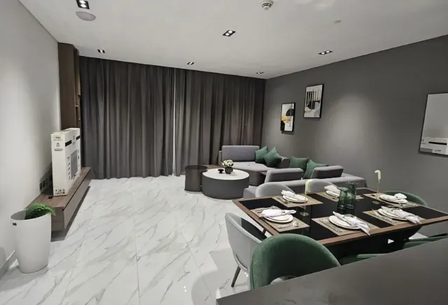 LUXURIOUS 2 BHK BRAND NEW FF PRIME LOCATION