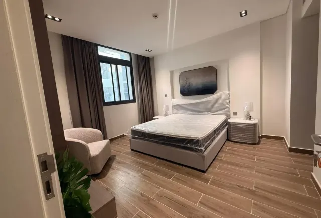 Newly Handed Over1 BHK Fully Furnished Balcony als