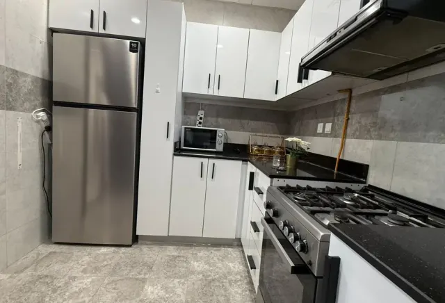 Spacious 2 Bedroom Apartment for RESALE