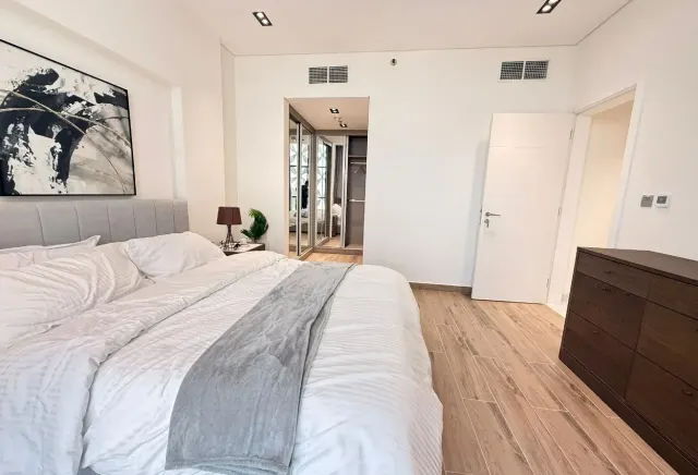 Distress Sale: Spacious 2BHK for Only 1.4M QAR