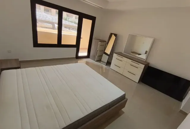 LUXURY 2 BED ROOM PLUS OFFICE WITH 2 PARKING
