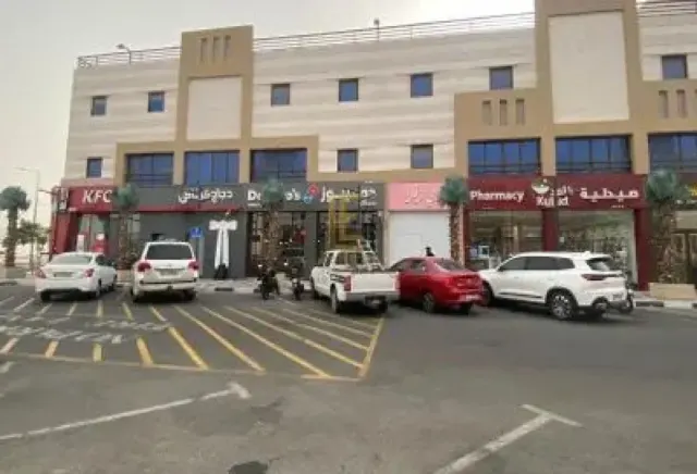 Prime Commercial Retail in a Growing F&B Area