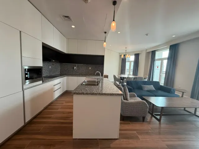 2 BHK +MAIDS ROOM OFFER PRICE 200 k LASS