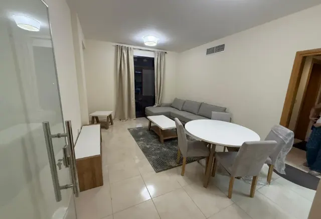 ELEGANT 1 BHK FF NEAR TRAMSTATION AND GROCERY