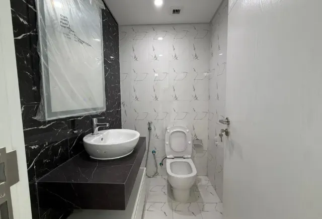 Brand New Ready to move 1bhk sale in yasmeen city