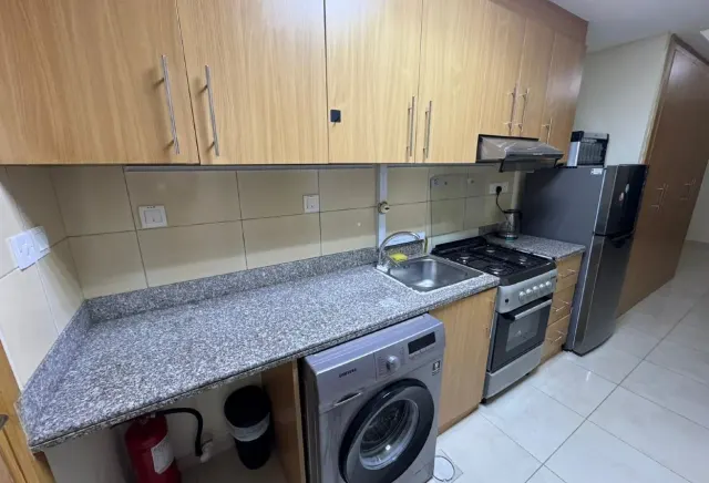 COZY STUDIO FF INCLUDING BILLS NEAR TRAMSTATION