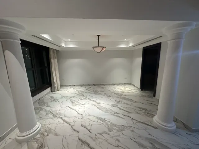Townhouse Duplex || 4 Bedroom || Marina View