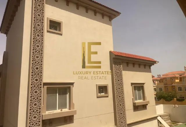 Executive Duplex villa | 5BR + Guest Suite Excl b