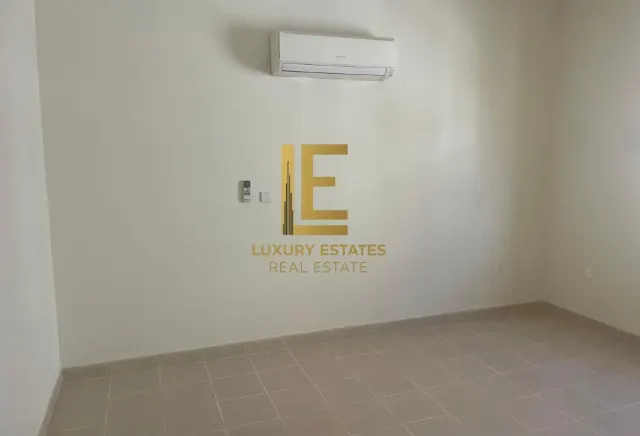 Executive Duplex villa | 5BR + Guest Suite Excl b