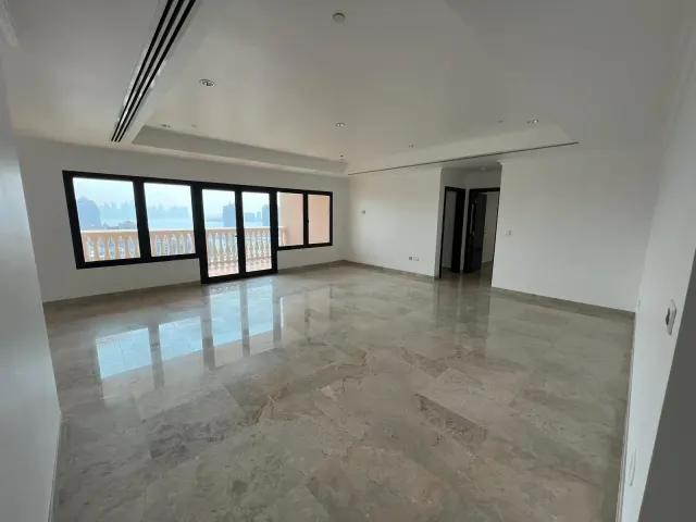 FOR SALE | 2 Bedroom | Full Marina View | Upgraded