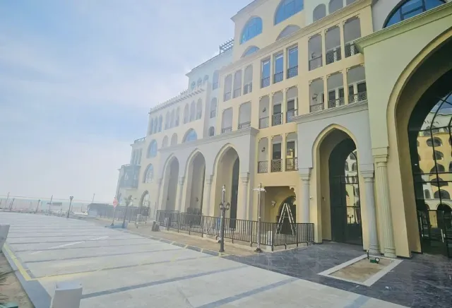 BEST STUDIO IN PEARL FOR LEASE TO OWN AVAILABLE