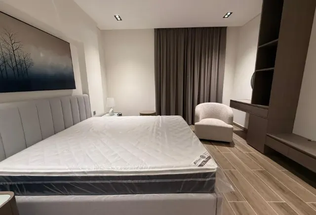 Elegant 2BHK Fully Furnished Brand New YasmenCity