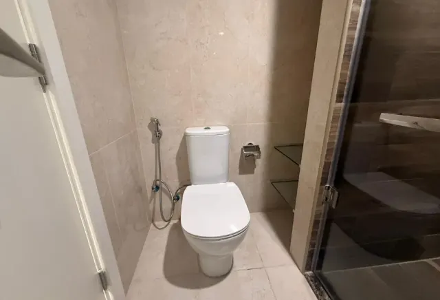 Elegant 2BHK Fully Furnished Brand New YasmenCity