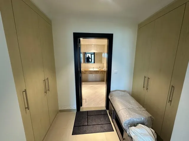 Well maintained 1BHK fully furnished with balcony