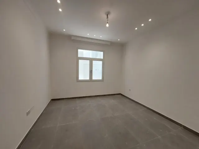 7BHK+Maid brand new villa in wakra for sale|