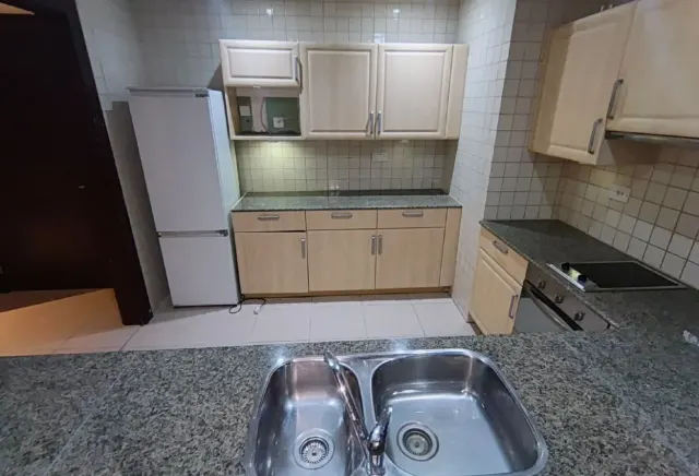 1bhk fully furnished spacious big size appartement