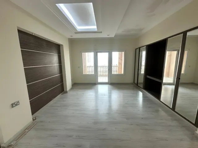 Double living room 3bedroom with maid for sale