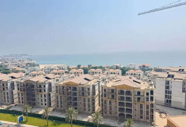 Large Sea View Studio in Porto Arabia