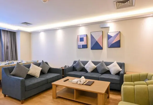 2 bhk in Mushrieb including bills fully furnished