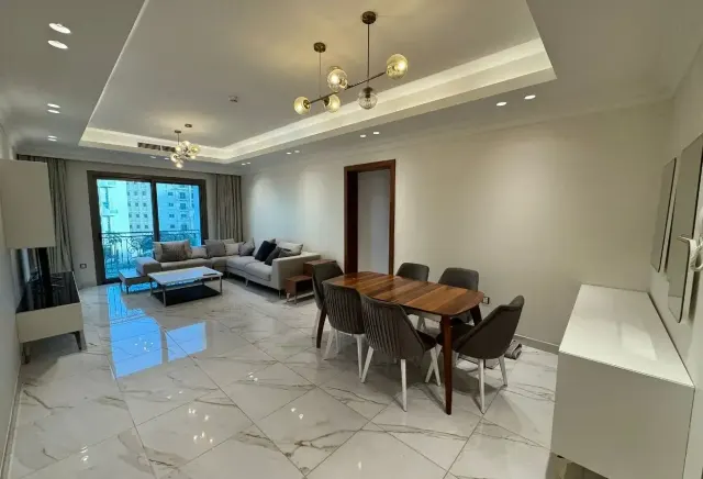 Luxurious Apartment| 02 Bedrooms| Balcony