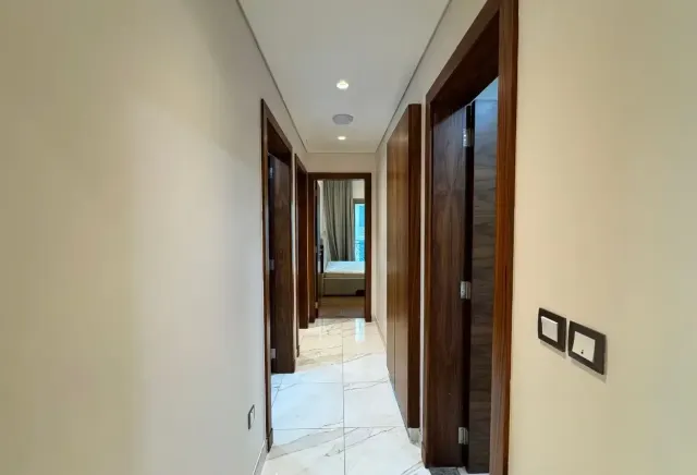 Luxurious Apartment| 02 Bedrooms| Balcony