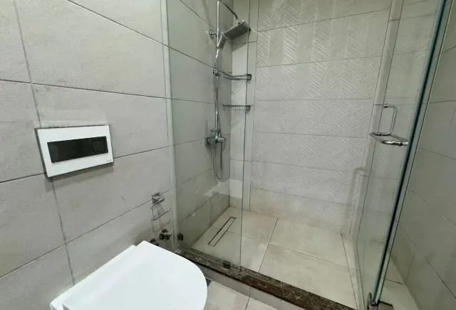 Luxurious Apartment| 02 Bedrooms| Balcony